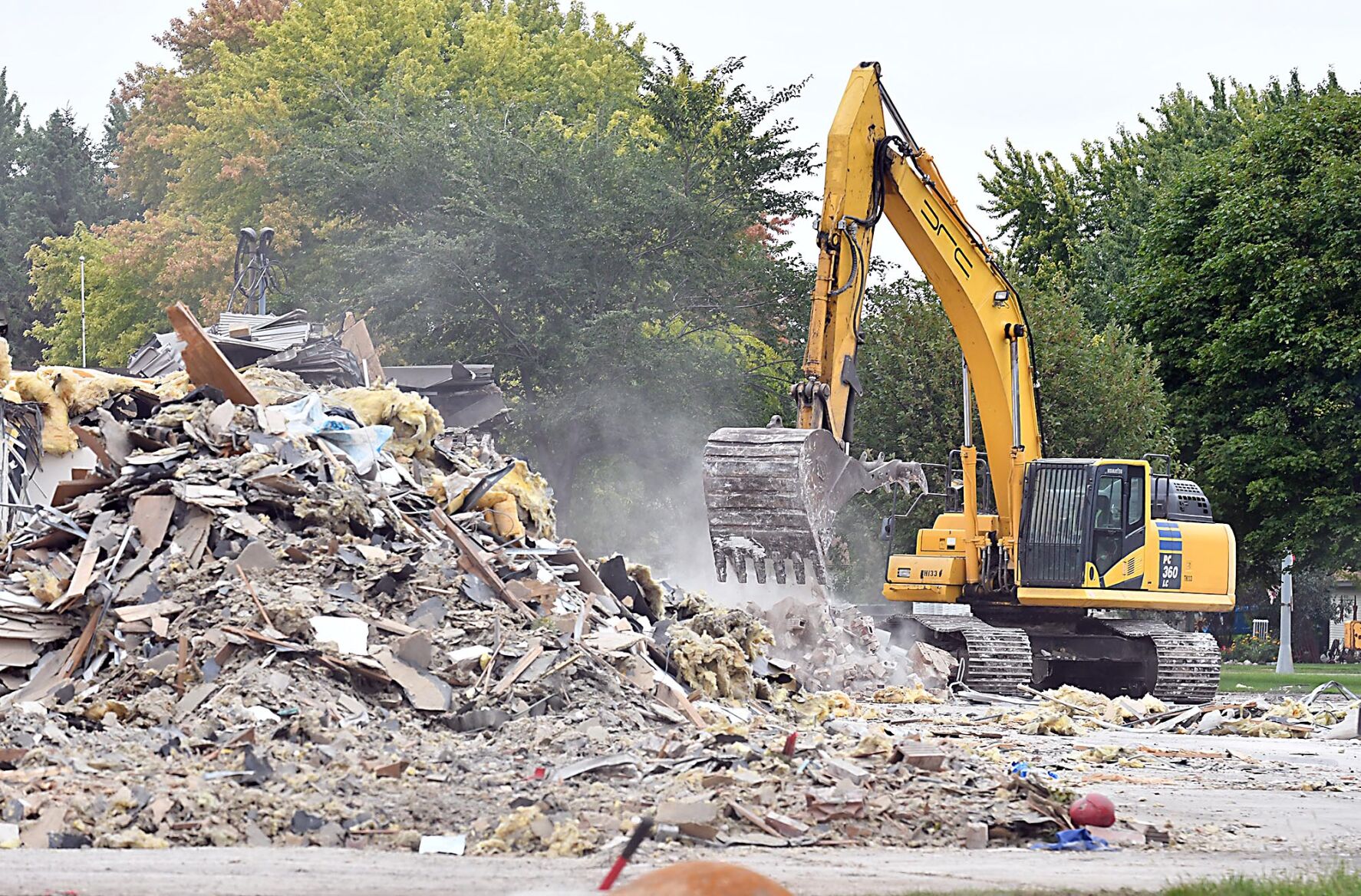 Amboy school demolition 2